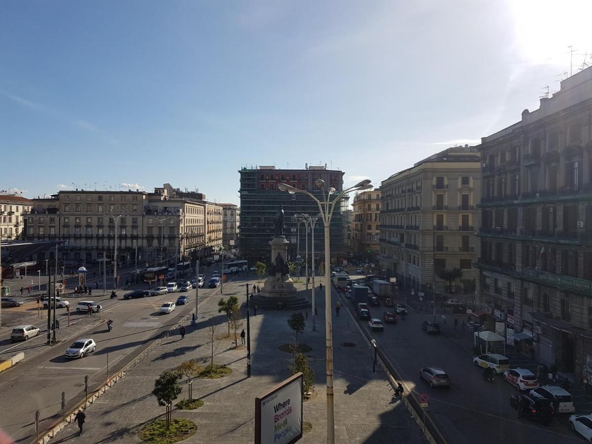 Apartamento La Piazza - Garibaldi 2.6 Nápoles Exterior foto